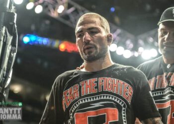 MMAnytt UFC Nottingham UFC on Fuel 5 Andy Ogle Hamid Akira Corassani b (20)