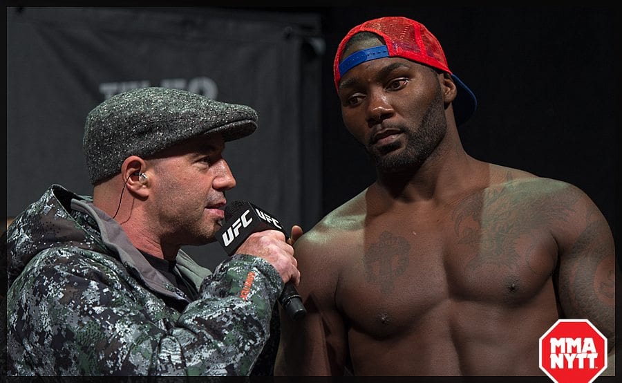 UFC_on_Fox_14_Stockholm_Hovet_weigh_in_Anthony_Johnson_Micha_Forssberg01232015011