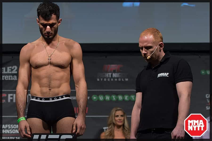 UFC_on_Fox_14_weigh_in_ Dan_Henderson_Gegard_Mousasi_03