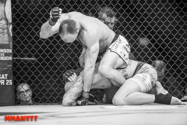UFC Fight Night Krakow. Bartosz Fabinski vs Garreth McLellan. Foto Mazdak Cavian