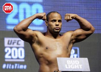 UFC 200 Las Vegas Weigh Ins 2016-07-08 Daniel Cormier photo MMAnytt.se Vince Cachero (113 of 155)