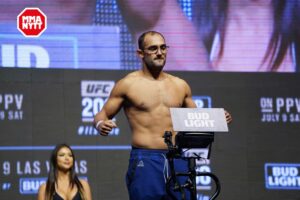 UFC 200 Las Vegas Weigh Ins 2016-07-08 Johny Hendricks photo MMAnytt.se Vince Cachero (65 of 155)