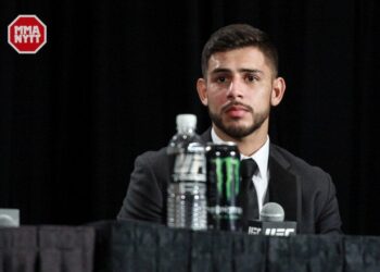 UFC-197-Yair-Rodriguez-MMAnytt.se-UFC-post-pressconfrence-2016-04-23-las-vegas-nevada-mgm-PHOTO-MAZDAK-CAVIAN_-22-980×653