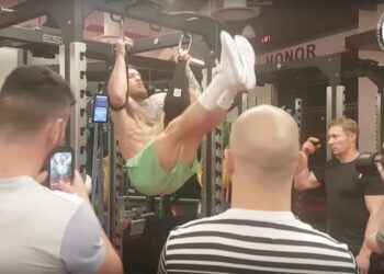 Conor McGregor Owen Roddy Vlog MMAnytt