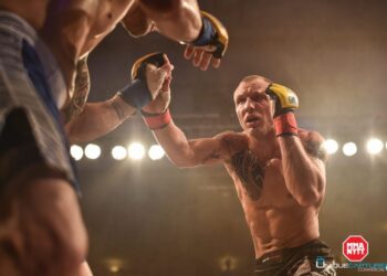Jack Hermansson Cage Warriors 75 UFC MMA MMAnytt