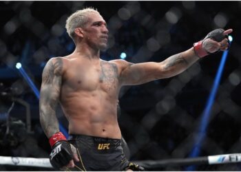 Charles Oliveira (2)