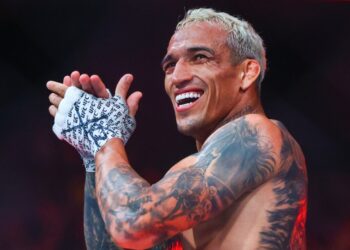 Charles Oliveira
