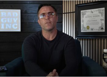 Chael Sonnen diskuterar 'Fighter of the Year'