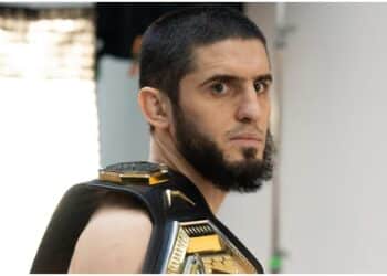 Islam Makhachev: "HON ÄR FÖR NERVÖS"