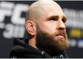 Jiri Prochazka rakar huvudet inför UFC 311 – för att visa solidaritet med cancersjukt fan