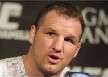 Matt Hamill hade släppt tanken på hörsel - Sen kom möjligheten