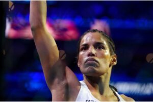 Efter forlusten Julianna Pena ber om ursakt