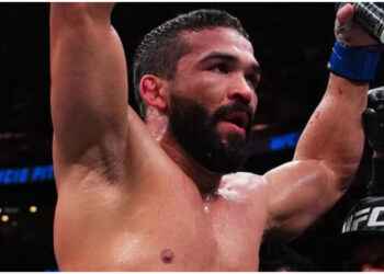 Patricio Pitbull tar FÖRSTA VINSTEN I UFC - Besegrar Ige