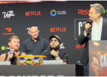 Canelo Alvarez gillar INTE reporterns uttalande: "RESPEKTERA"