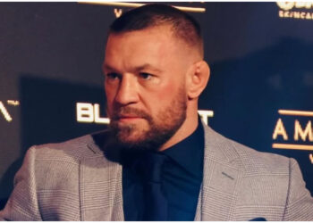Testade DROGER i Mexiko - Nu tackar Conor McGregor Gud