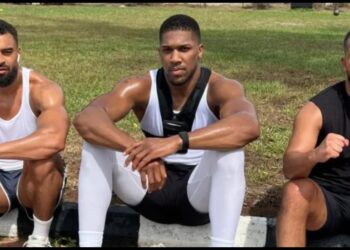 Vanner till Anthony Joshua dog i bilkraschen i Nigeria