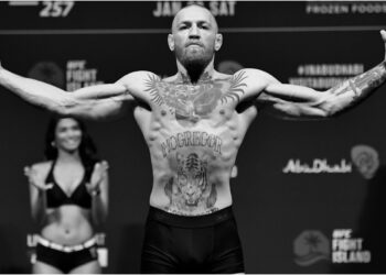 Conor McGregor under traning i gym