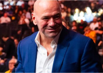 Dana White talar under intervju