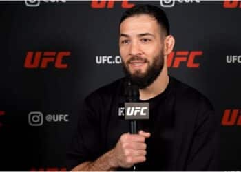 Nassourdine Imavov under presskonferens efter UFC Houston