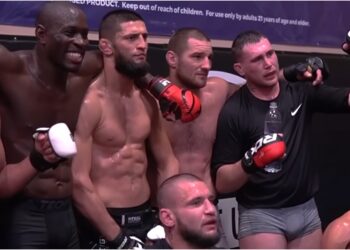 Sean Strickland och Khamzat Chimaev under sparring