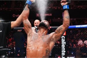 King Green och Daniel Zellhuber under match i UFC Mexico
