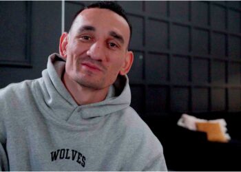 Max Holloway under UFC 326 Embedded i Las Vegas