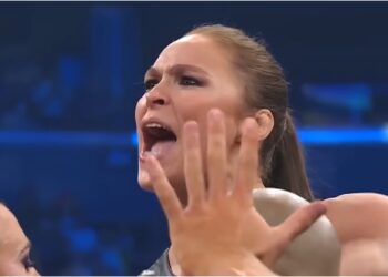 ronda rousey under mma presskonferens