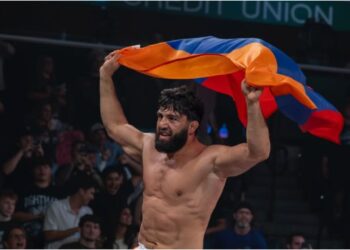 arman tsarukyan ufc fight bur